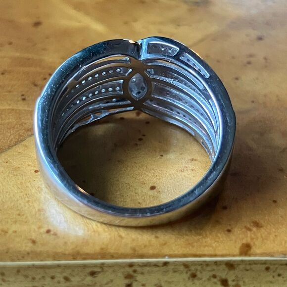 Natural White Diamond Sterling Silver Ring Size 7 - Picture 5 of 9